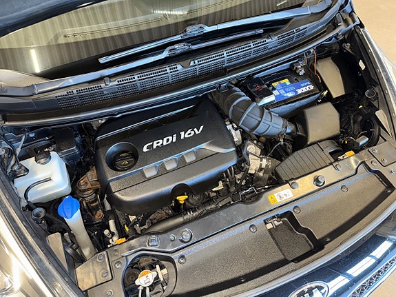 Kia Carens 21 of 21
