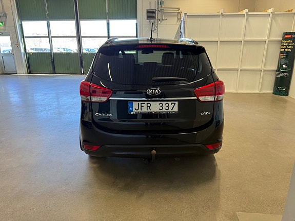 Kia Carens 3 of 5