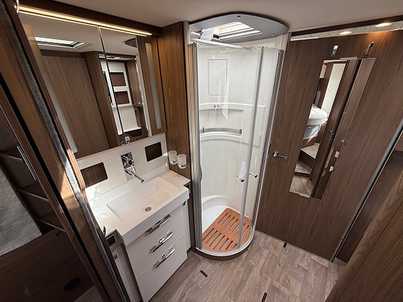 Hymer Masterline I 890 HC-Edition 12 of 12