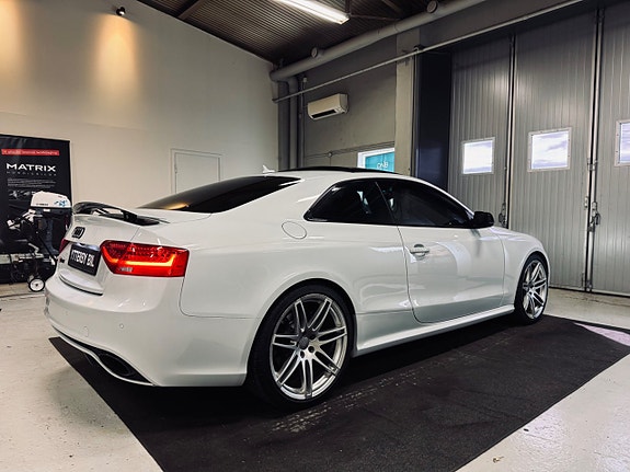 Audi RS5 3 of 27