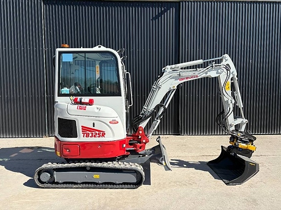 Takeuchi TB 325 R / EC204 / MIG 2 / S40 3 of 5