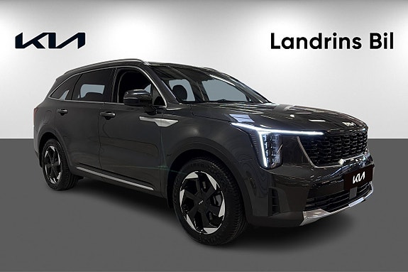 Kia Sorento 3 of 19