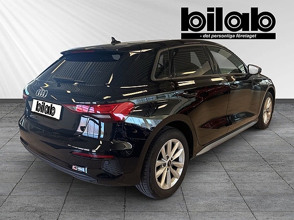 Audi A3 3 of 9