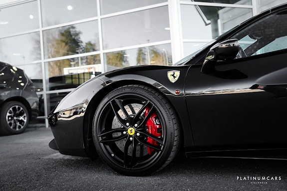 Ferrari 488 Spider 22 of 22