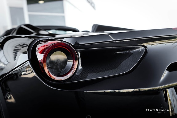 Ferrari 488 Spider 20 of 22