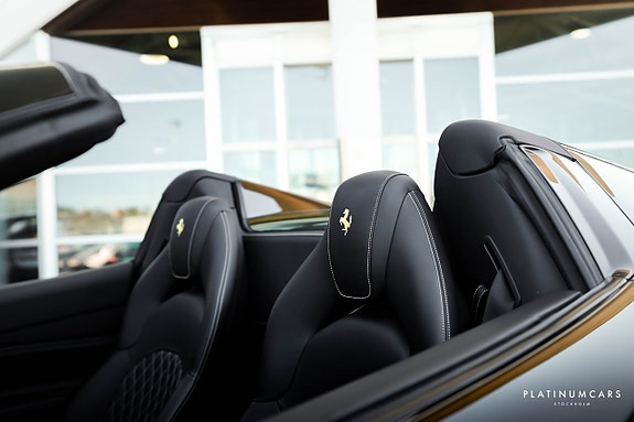 Ferrari 488 Spider 14 of 22