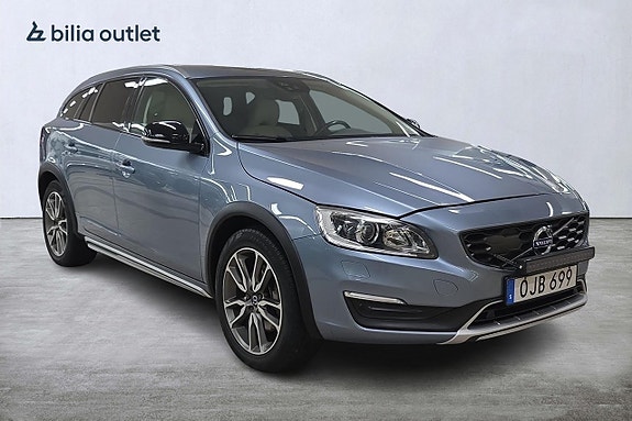Volvo V60 Cross Country 5 of 5