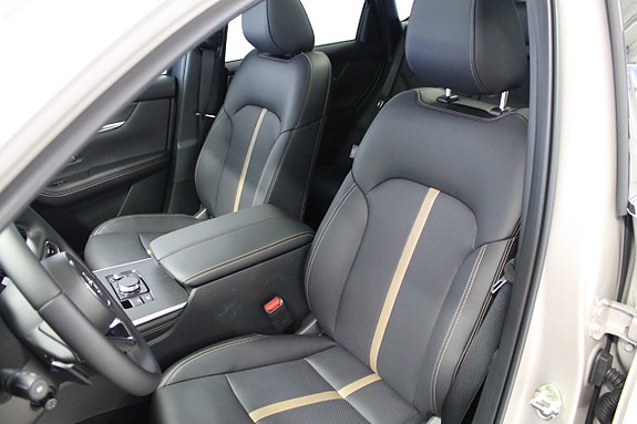 Mazda CX-60 7 of 9
