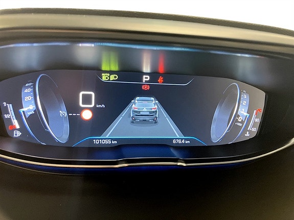 Peugeot 3008 9 of 16