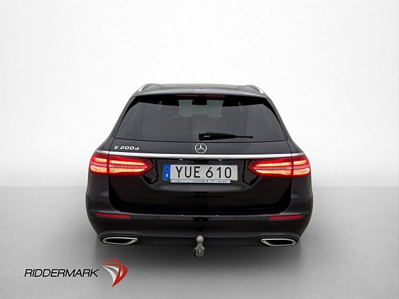 Mercedes-Benz E200 7 of 30