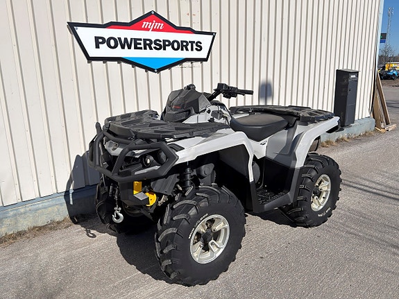 Can-Am Outlander Pro 650 2 of 4