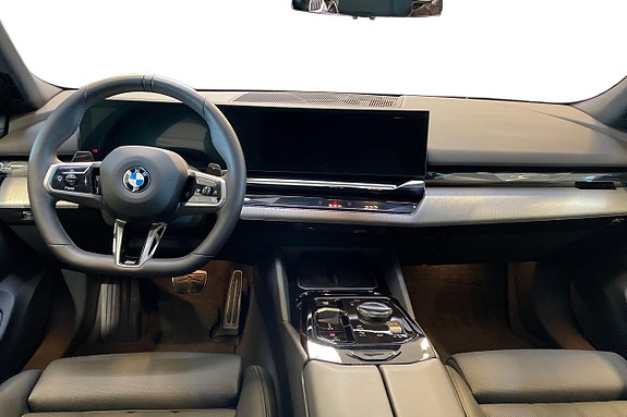 BMW 520d 8 of 19