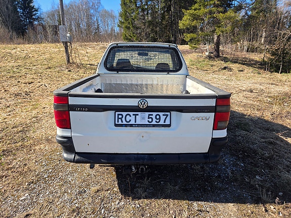 Volkswagen Caddy 2 of 5