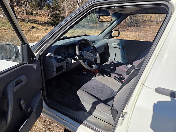 Volkswagen Caddy 3 of 5