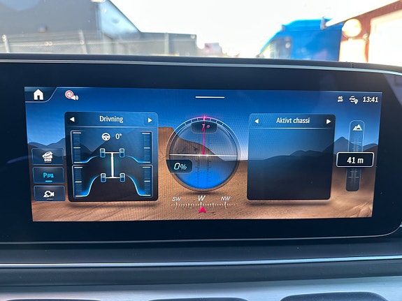 Mercedes-Benz GLE63 22 of 27