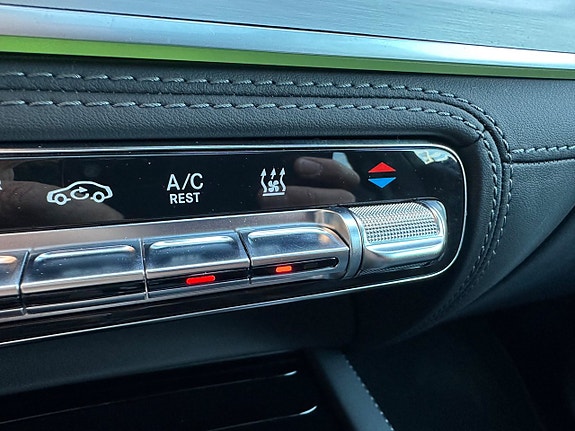 Mercedes-Benz GLE63 16 of 27
