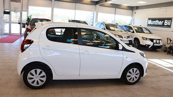 Peugeot 108 6 of 15