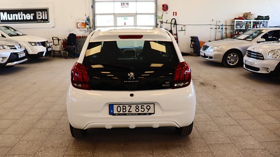 Peugeot 108 8 of 15