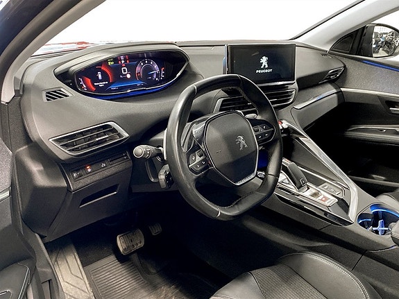 Peugeot 3008 4 of 5
