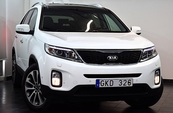 Kia Sorento 2 of 5