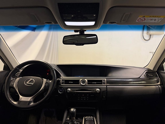Lexus GS300h 9 of 10