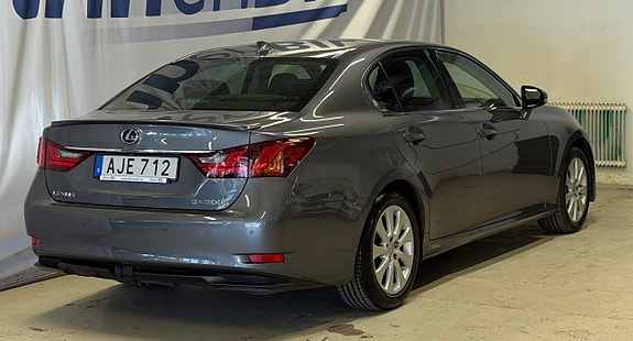 Lexus GS300h 3 of 5