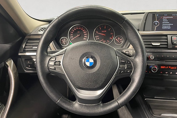 BMW 318 13 of 17