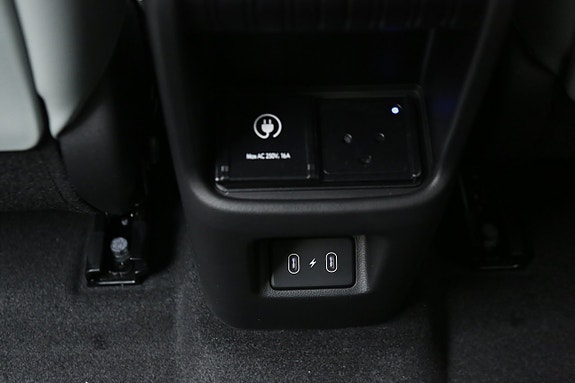 Hyundai Kona 12 of 26