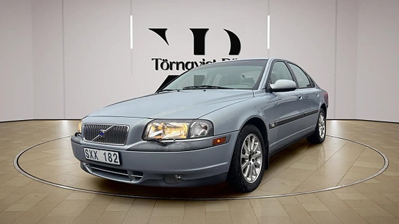 Volvo S80 3 of 5