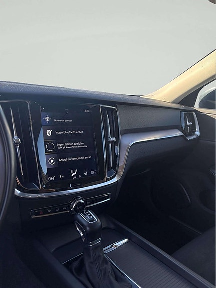 Volvo V60 13 of 13