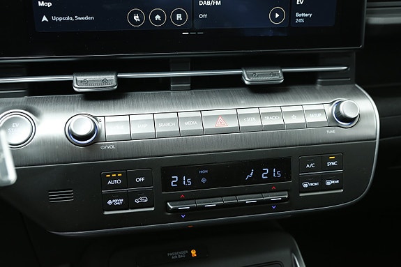 Hyundai Kona 17 of 22