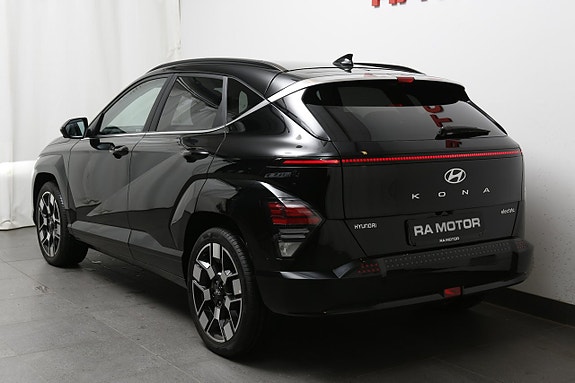 Hyundai Kona 3 of 5