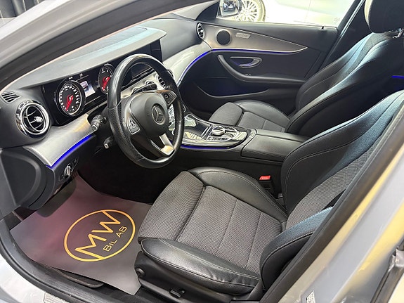 Mercedes-Benz E220 5 of 14