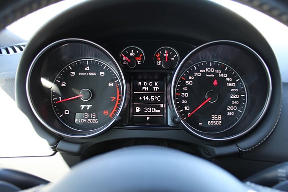 Audi TT 14 of 18