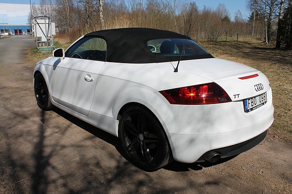 Audi TT 8 of 18