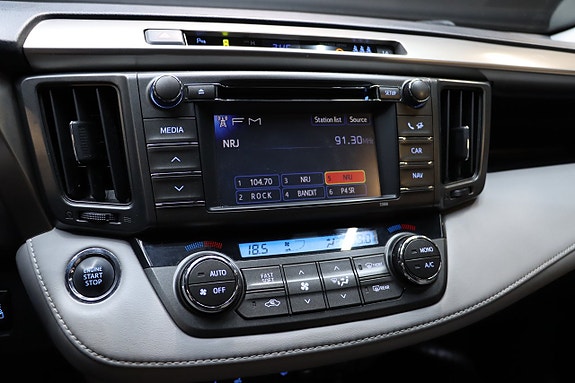 Toyota RAV4 19 of 24
