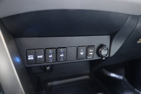 Toyota RAV4 22 of 24