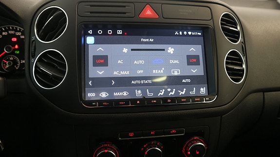 Volkswagen Golf Plus 21 of 23