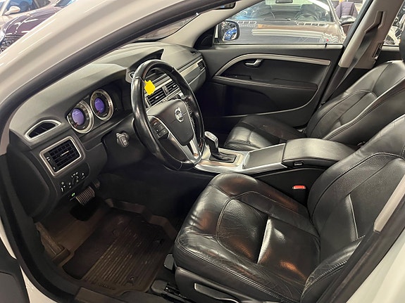 Volvo V70 5 of 5