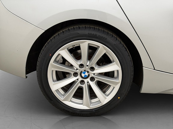 BMW 116i 28 of 29
