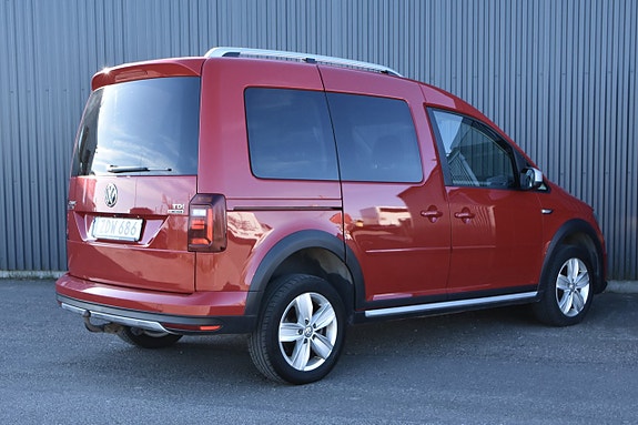 Volkswagen Caddy 2 of 5