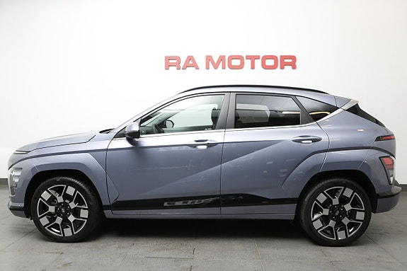Hyundai Kona 2 of 5