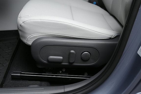 Hyundai Kona 15 of 24
