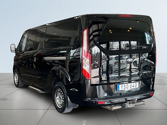 Ford Custom Tourneo 5 of 5