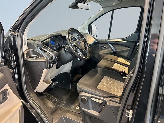 Ford Custom Tourneo 7 of 19