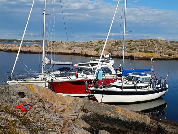 Marex 320ACC med Yanmar 8LV-370, V8 diesel, c:a 550 motortimmar 18 of 24
