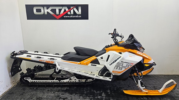 Ski-Doo Summit X 165 850 3 of 7