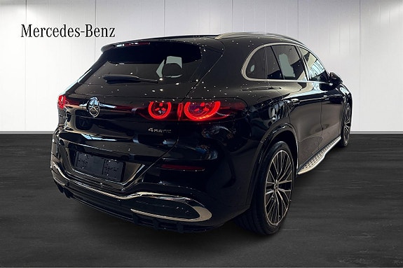 Mercedes-Benz GLC400 3 of 5