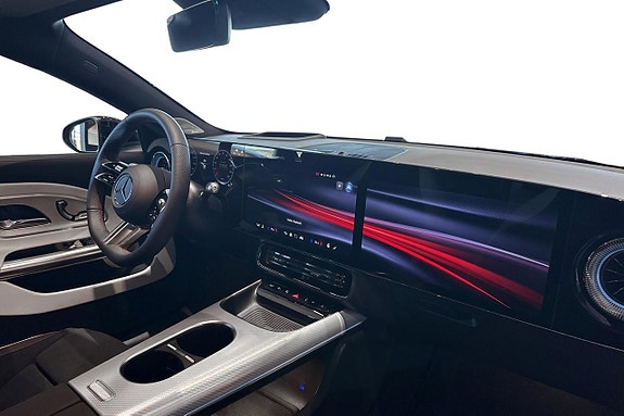 Mercedes-Benz CLA350 9 of 16