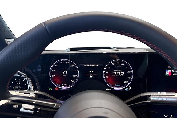 Mercedes-Benz CLA350 8 of 16